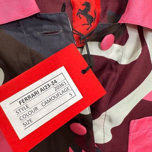 NWT FERRARI 100% silk cropped button down jacket - Picture 4 of 7